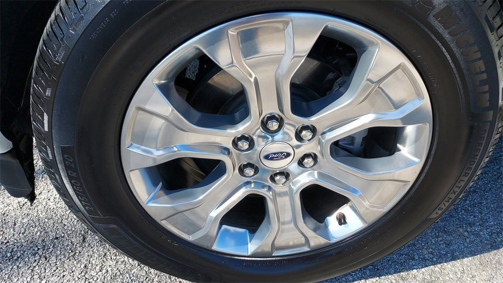 Certified 2021 Ford F150 Platinum w/ Equipment Group 701A High image 9