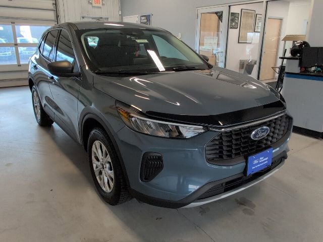 Certified 2023 Ford Escape Active AWD/4WD image 7