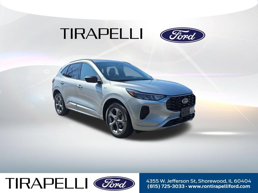 Certified 2023 Ford Escape ST-Line w/ Tech Pack #1 AWD/4WD image 7