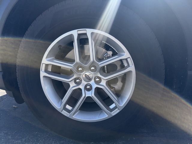 Certified 2025 Ford Explorer Active w/ Active Comfort Package image 7