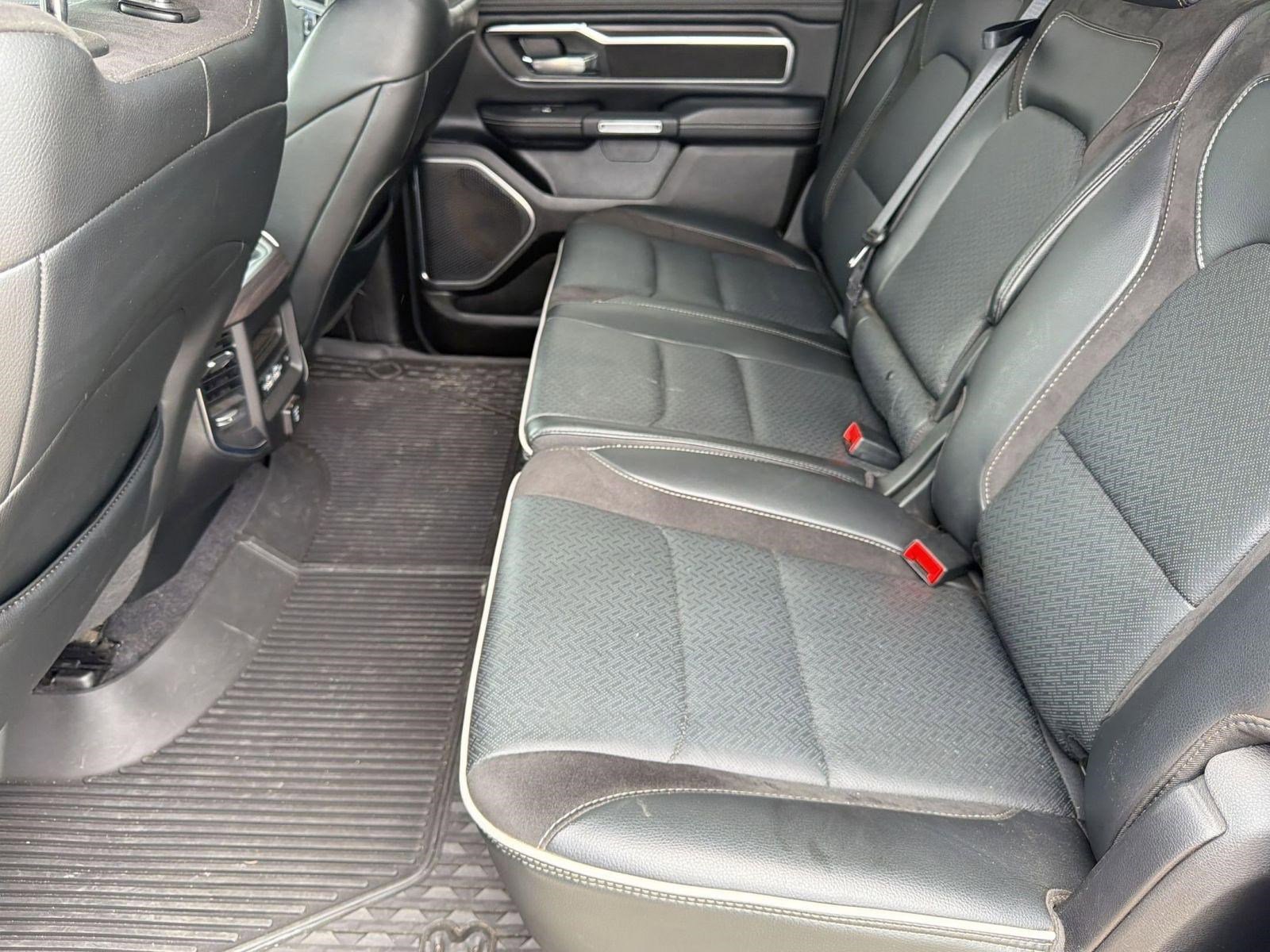 Used 2025 RAM 1500 Laramie w/ Sport Appearance Package AWD/4WD image 27