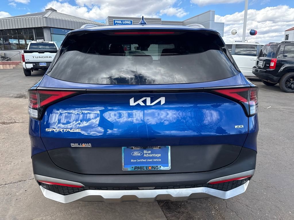 Used 2023 Kia Sportage EX image 4