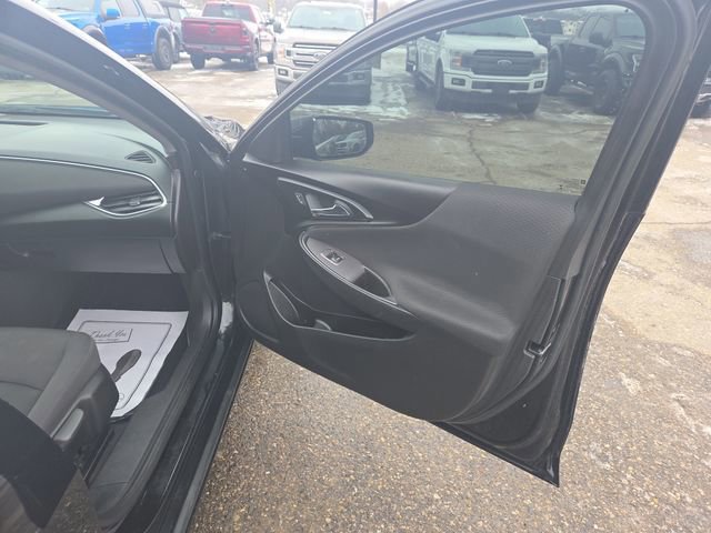 Used 2017 Chevrolet Malibu LT image 19