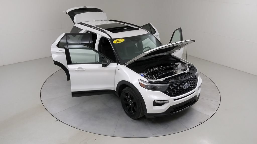 Certified 2023 Ford Explorer ST-Line w/ Class IV Trailer Tow Package AWD/4WD image 49