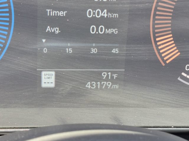 Used 2025 Hyundai Kona SEL FWD image 15