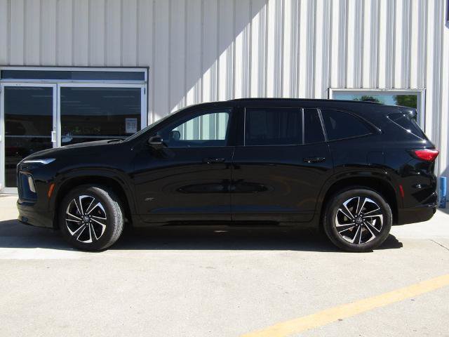 Used 2025 Buick Enclave Sport Touring AWD/4WD image 11