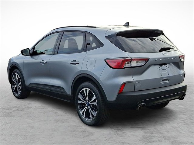 Certified 2022 Ford Escape SE w/ SE Sport Appearance Package image 4