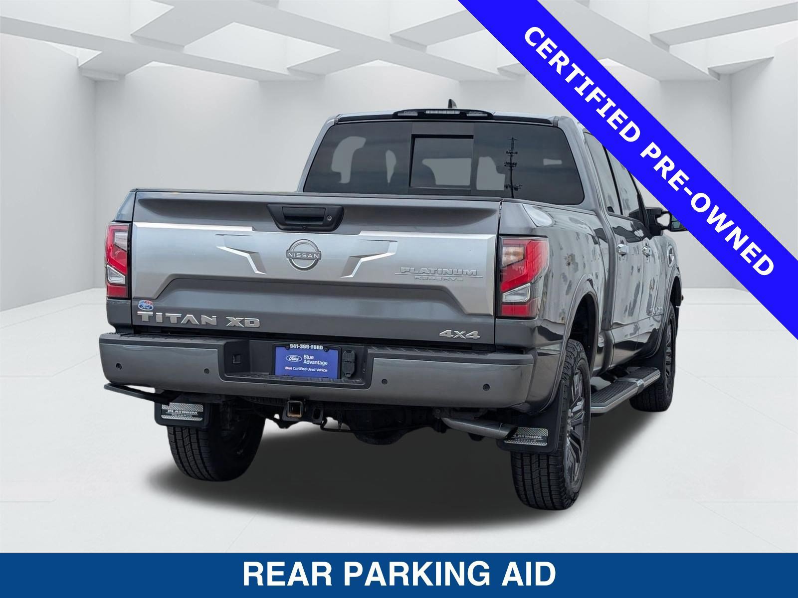 Used 2023 Nissan Titan Platinum Reserve w/ Moonroof Package image 4