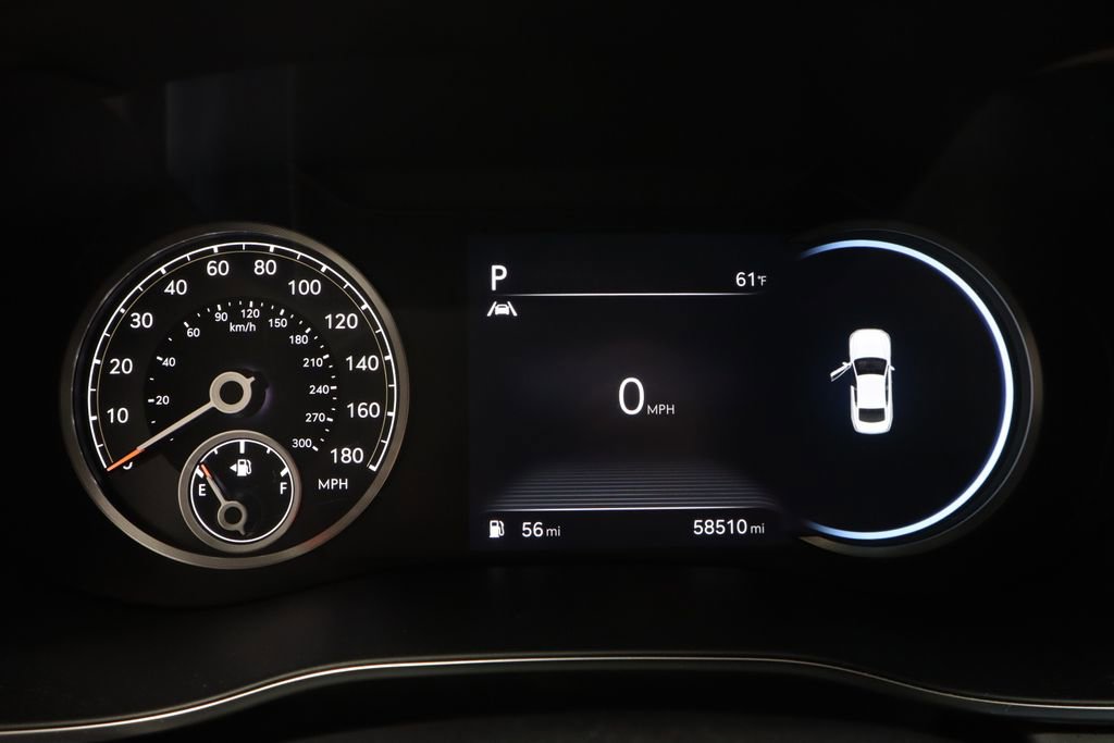 Used 2023 Genesis G70 2.0T w/ Sport Prestige Package image 30