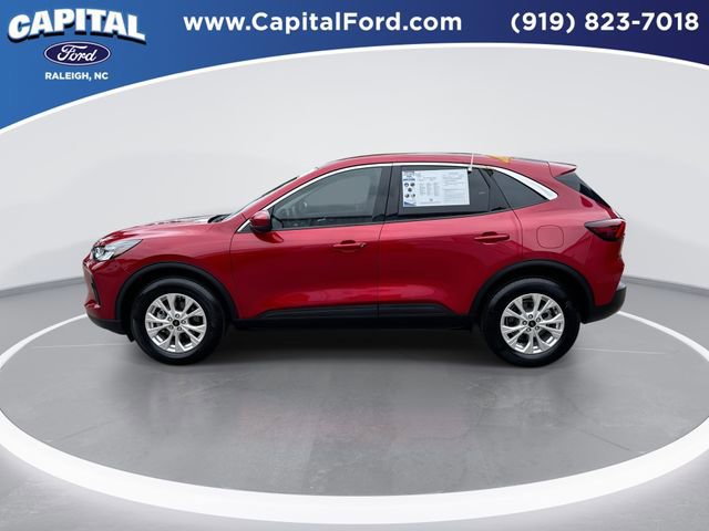 Certified 2023 Ford Escape Active w/ Tech Pack #2 image 3