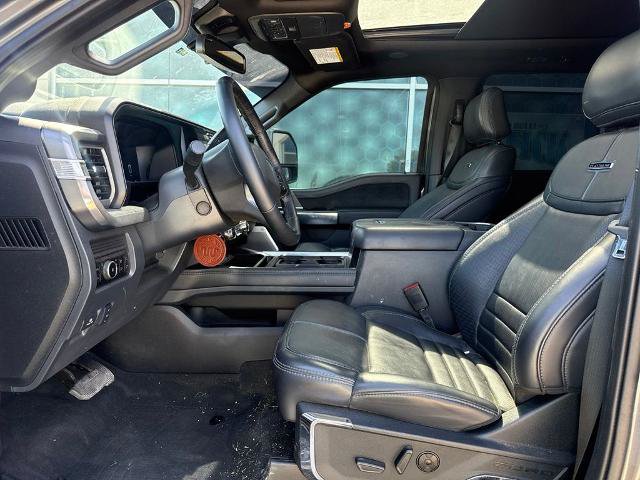 Certified 2025 Ford F450 Platinum w/ FX4 Off-Road Package AWD/4WD image 9