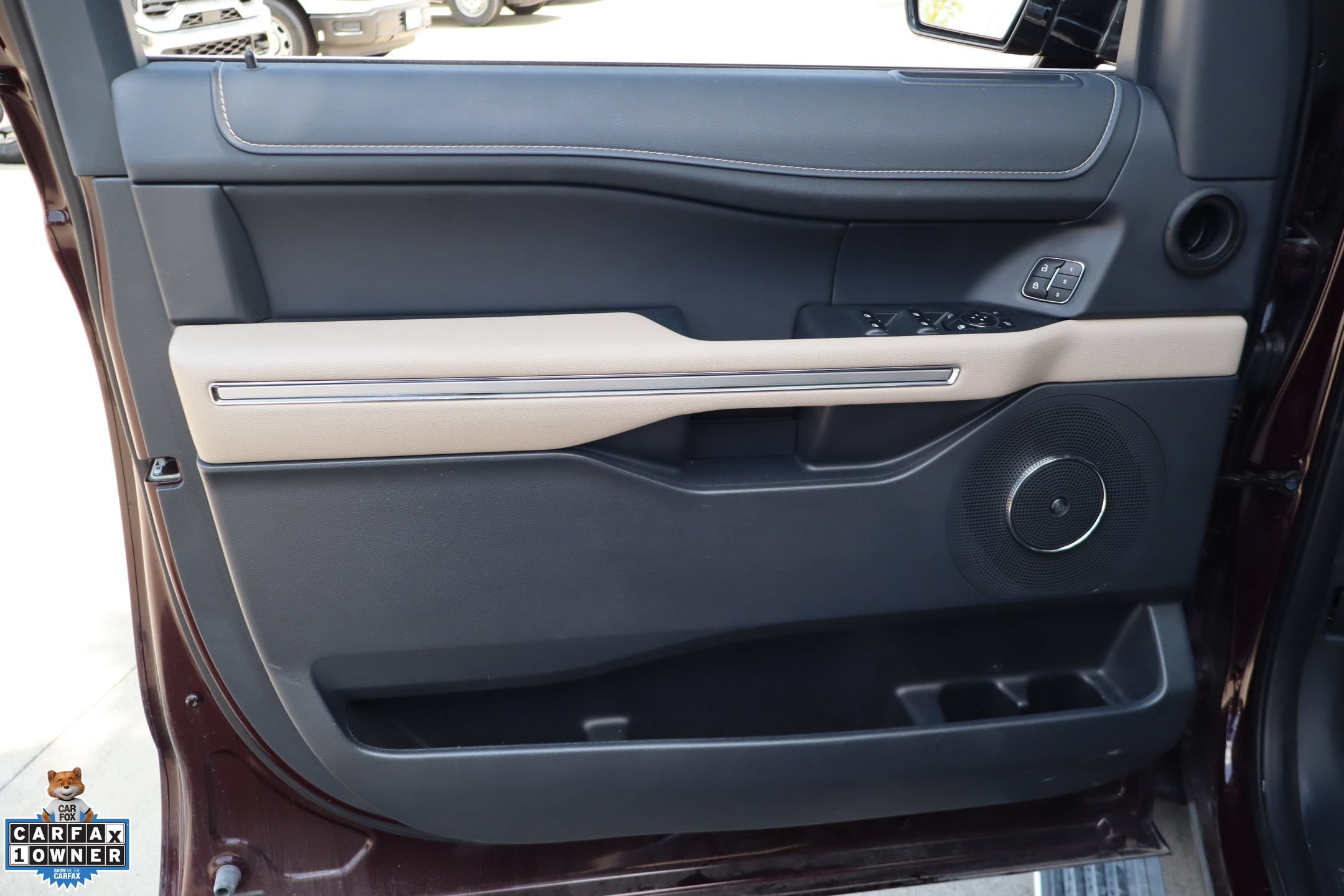 Certified 2024 Ford Expedition Max Limited RWD image 12