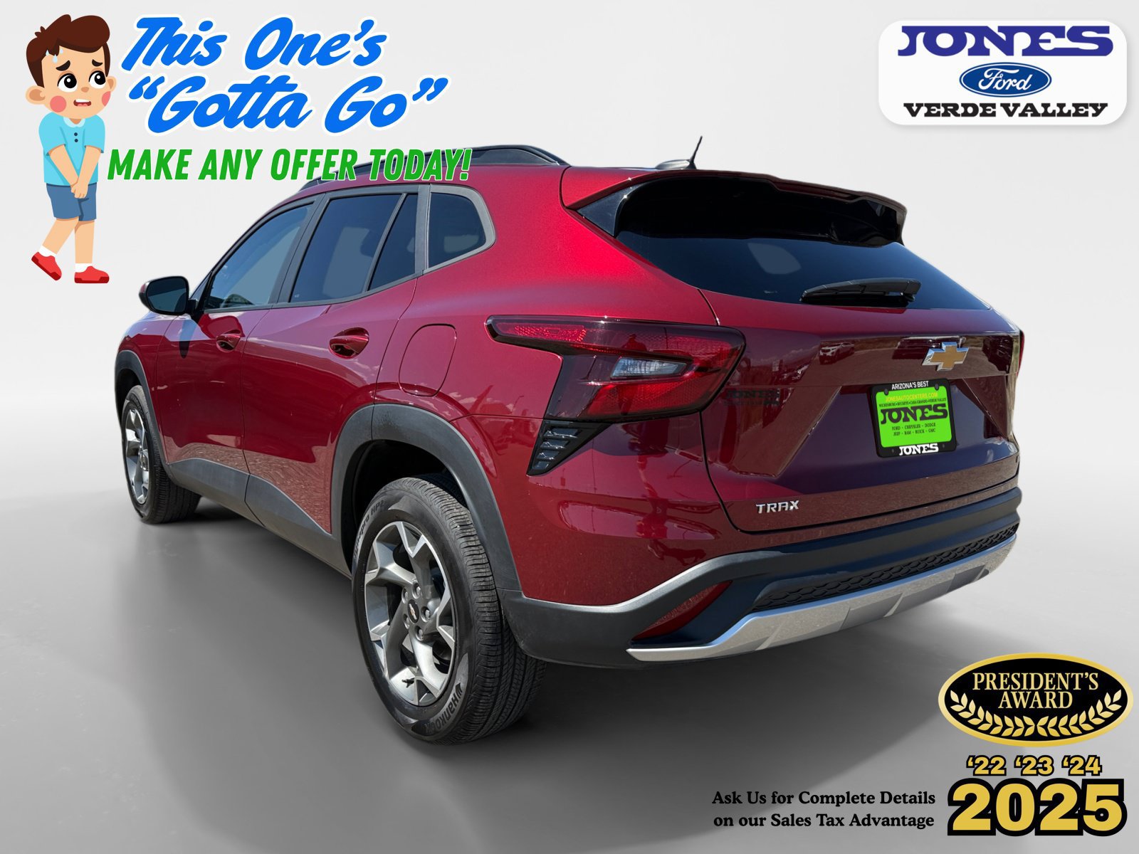 Used 2025 Chevrolet Trax LT w/ LT Convenience Package FWD image 4