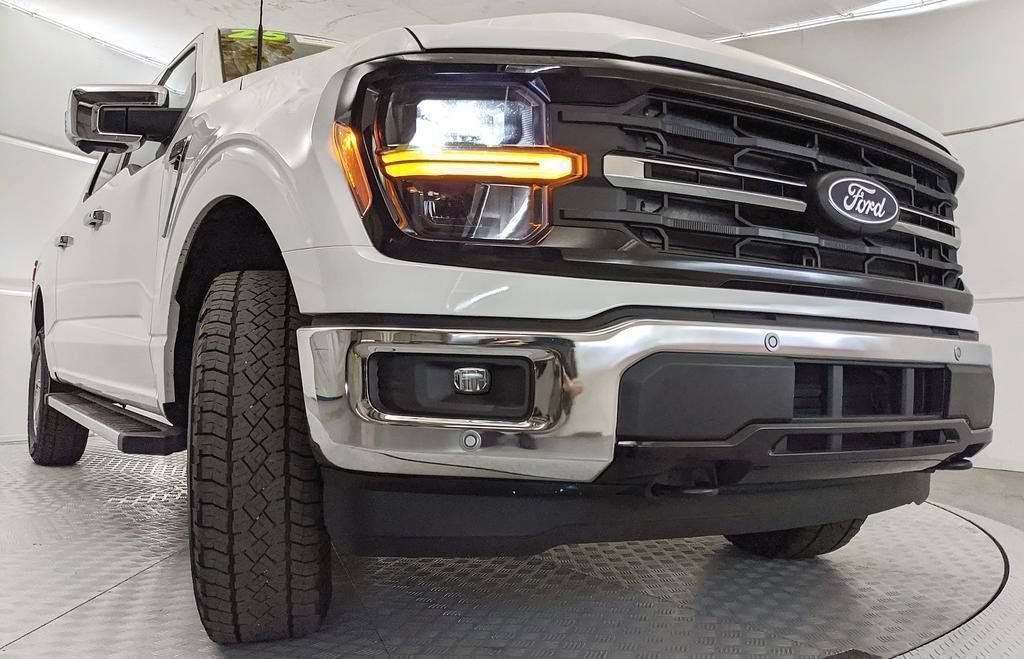 Certified 2025 Ford F150 XLT w/ Equipment Group 302A MID AWD/4WD image 19