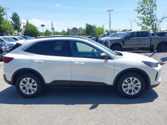Certified 2023 Ford Escape Active w/ Tech Pack #1 AWD/4WD image 9