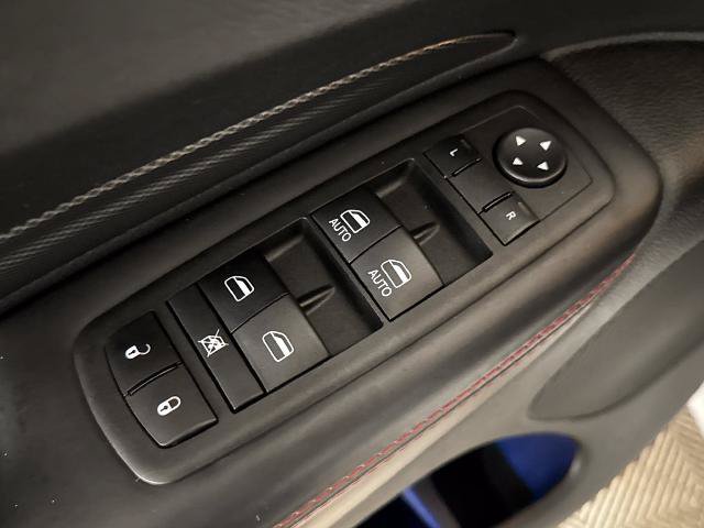 Used 2023 Dodge Durango GT RWD image 17