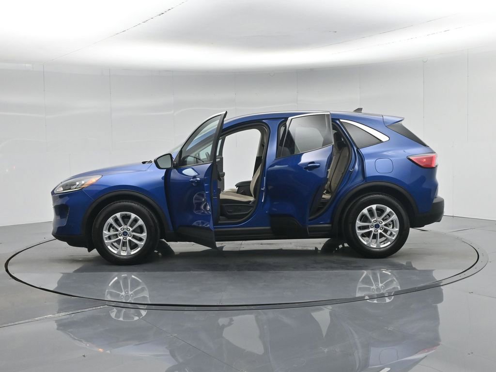 Certified 2022 Ford Escape SE w/ Convenience Package FWD image 38