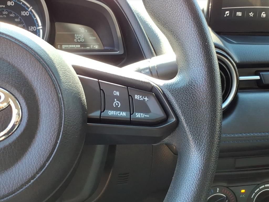 Used 2019 Toyota Yaris LE image 17