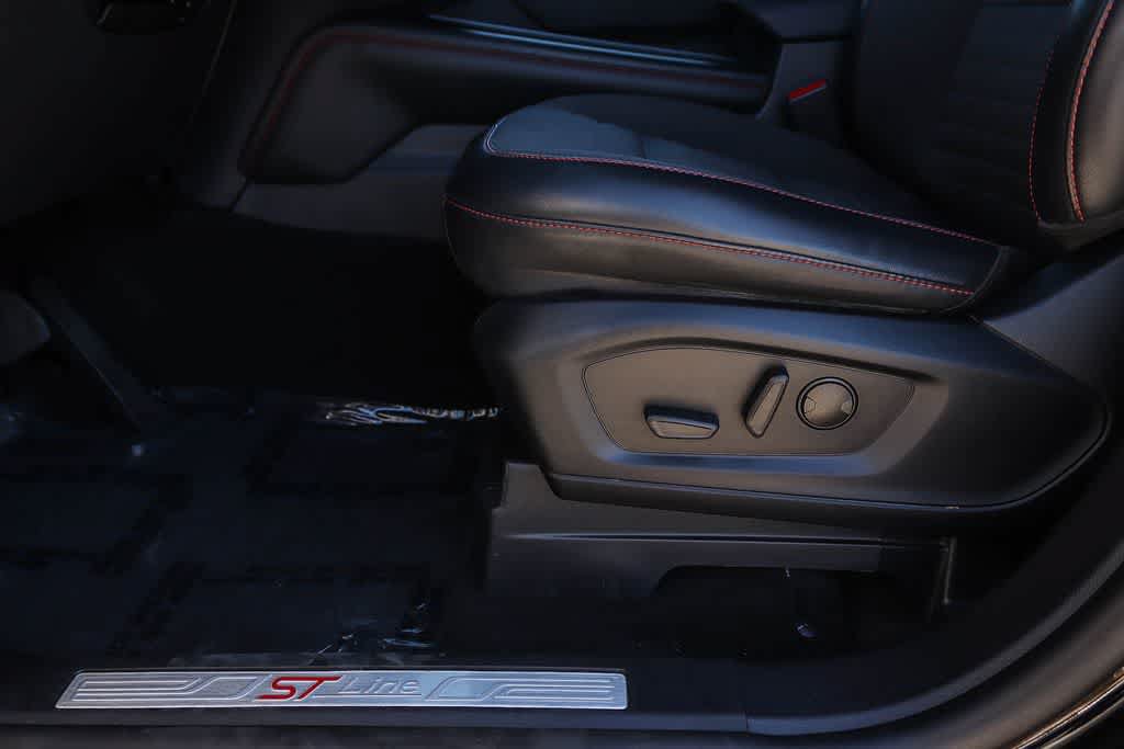 Certified 2025 Ford Explorer ST-Line w/ ST-Line Street Pack AWD/4WD image 21