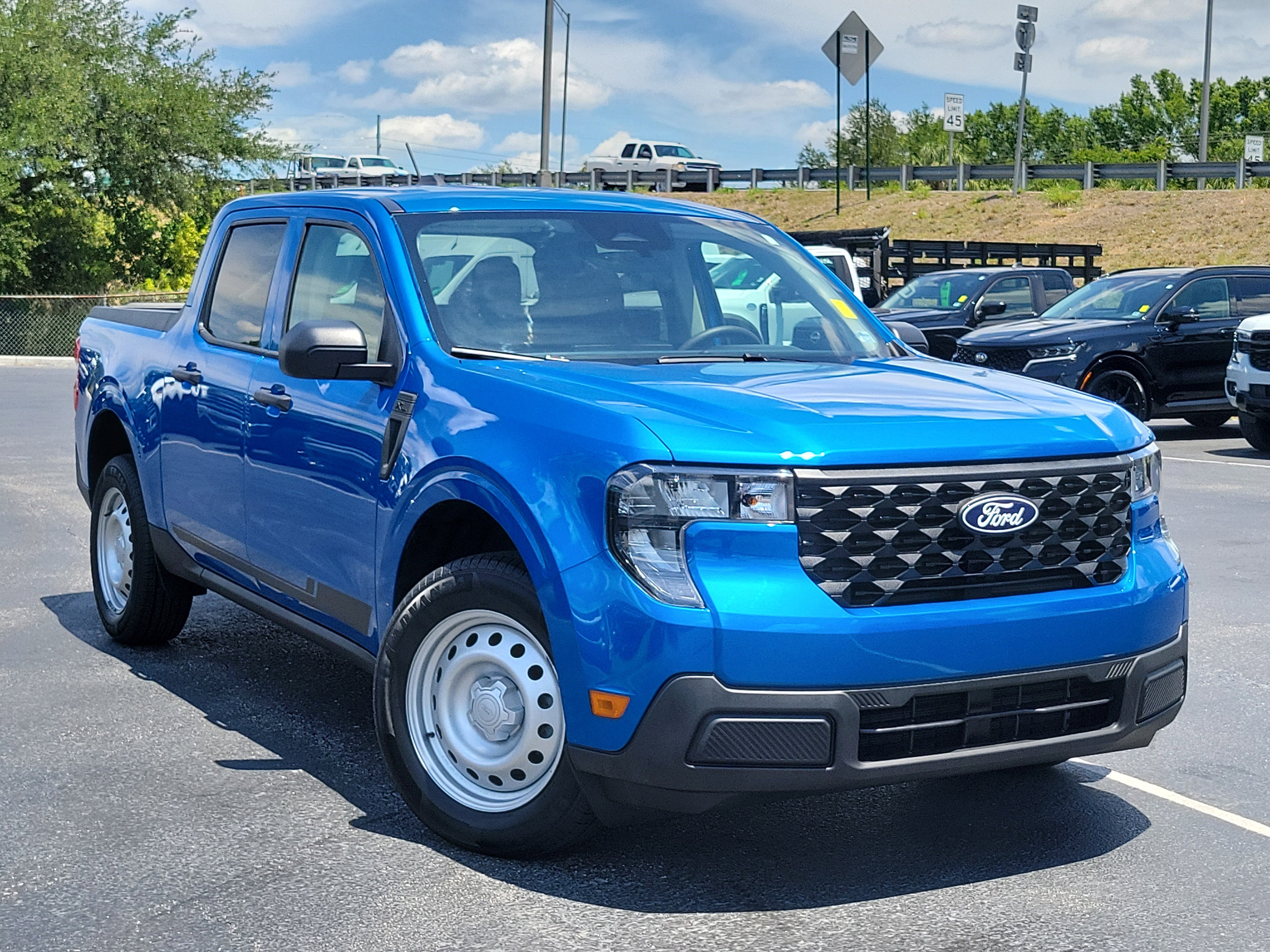 Certified 2025 Ford Maverick XL