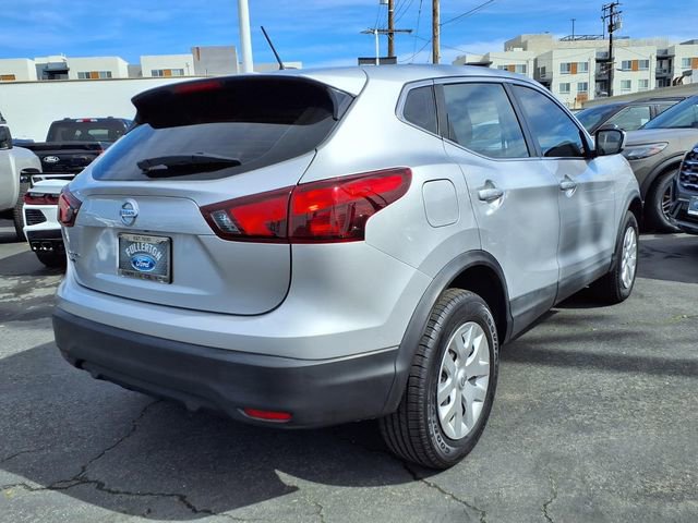Used 2018 Nissan Rogue Sport S image 21