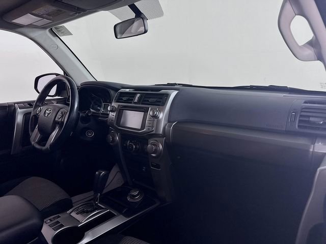 Used 2017 Toyota 4Runner SR5 image 27