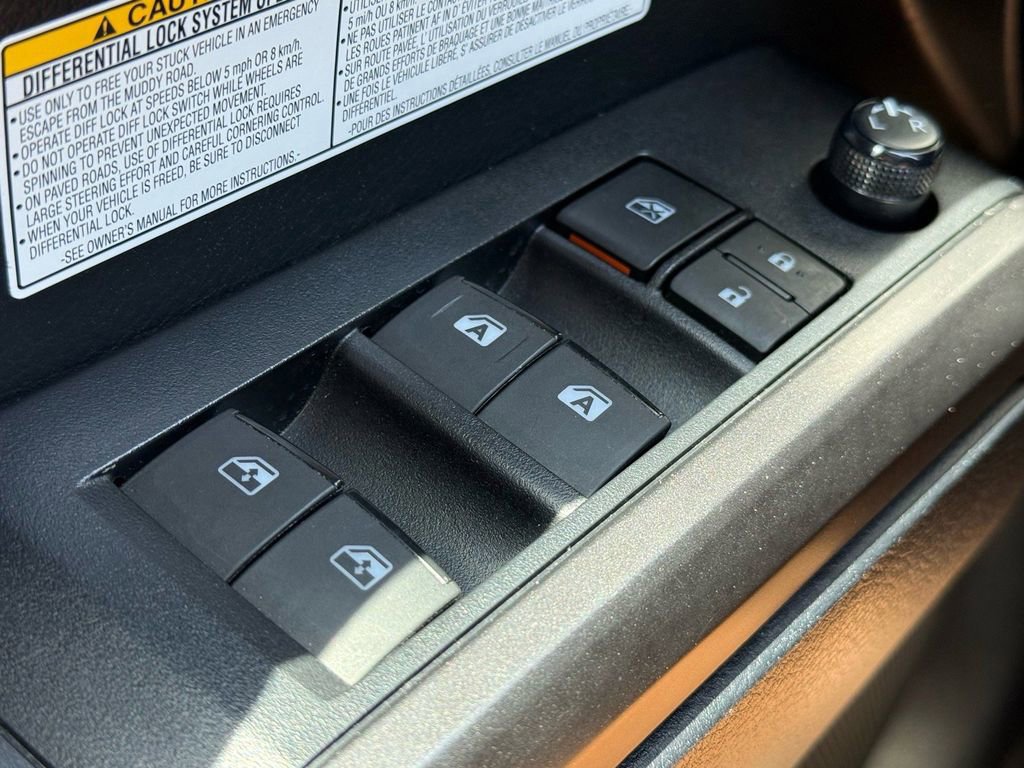 Used 2019 Toyota Tacoma TRD Off-Road RWD image 17