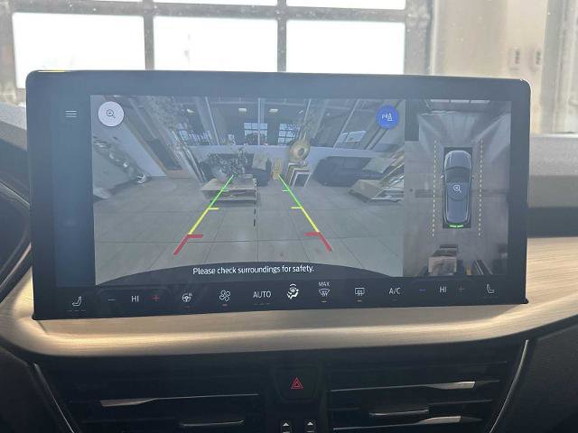 Certified 2024 Ford Escape Platinum image 14