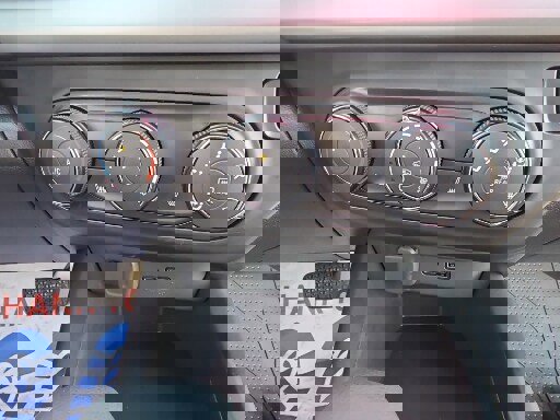 Used 2024 Chevrolet Trax LS w/ LS Convenience Package image 13