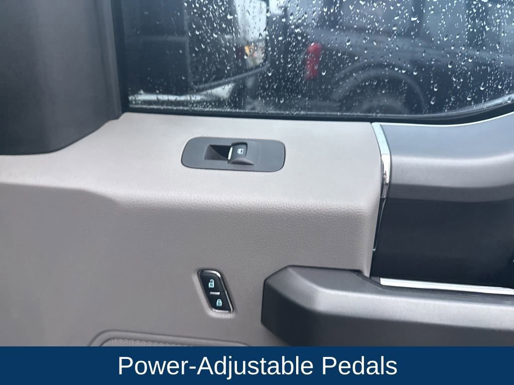 Certified 2017 Ford F150 XLT w/ Equipment Group 301A Mid image 13