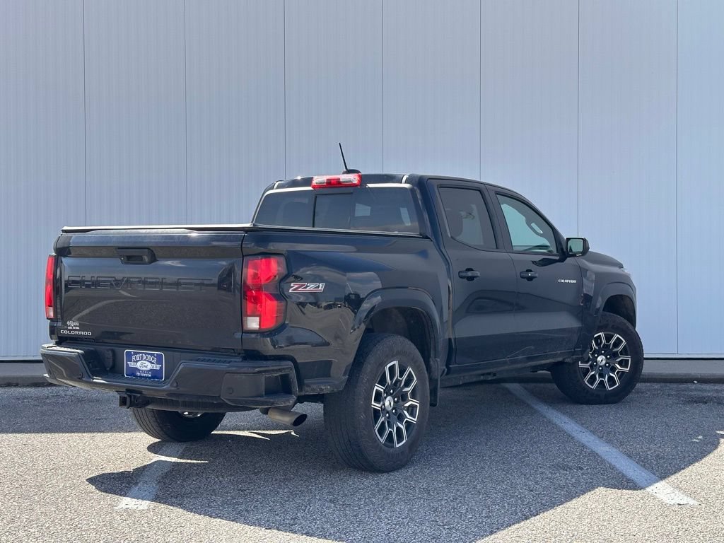 Used 2023 Chevrolet Colorado Z71 w/ Z71 Convenience Package 2 AWD/4WD image 6