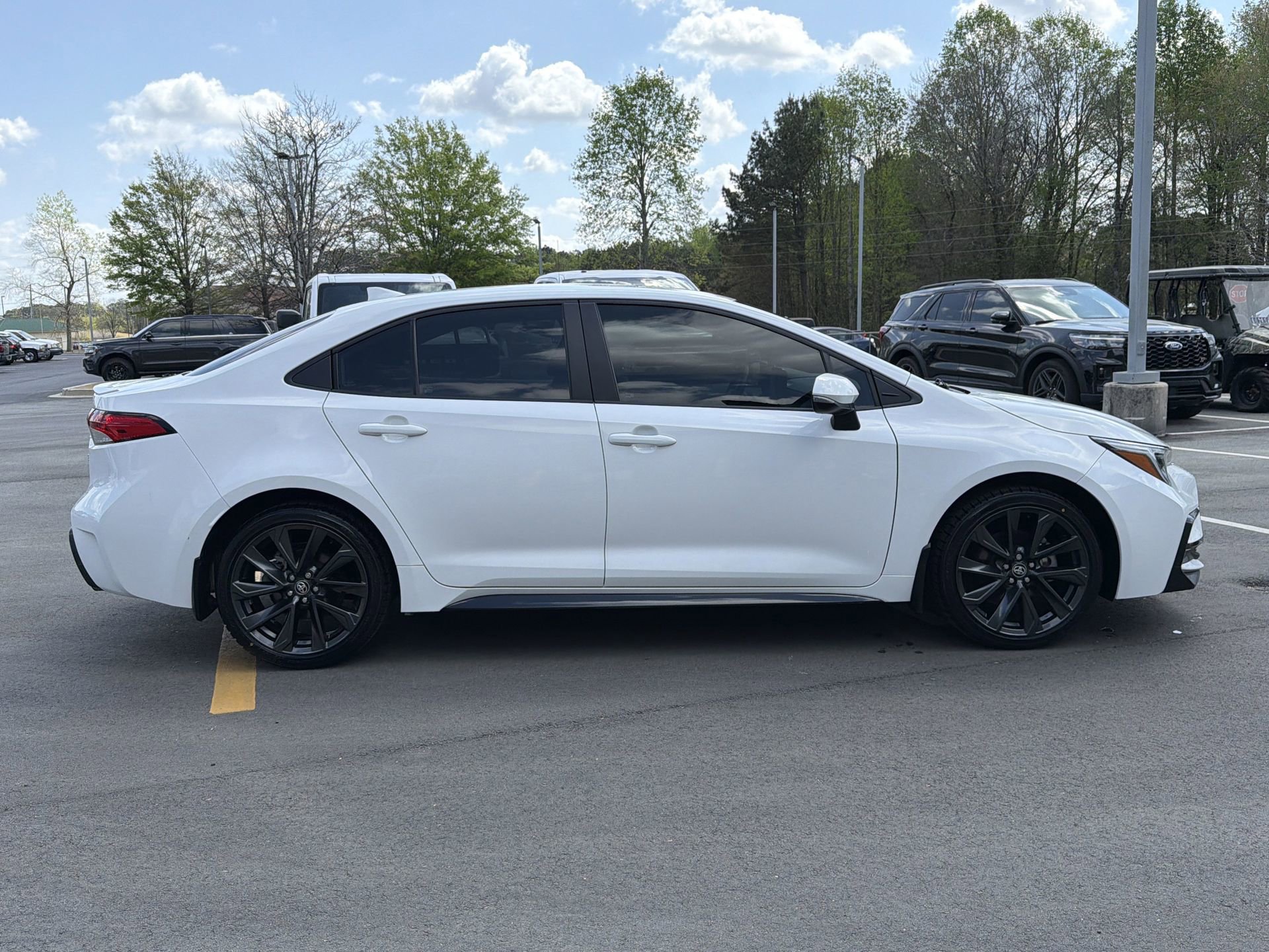 Used 2024 Toyota Corolla SE image 6