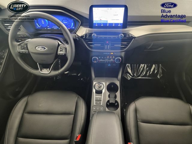 Certified 2022 Ford Escape Titanium w/ Class II Trailer Tow Package AWD/4WD image 22
