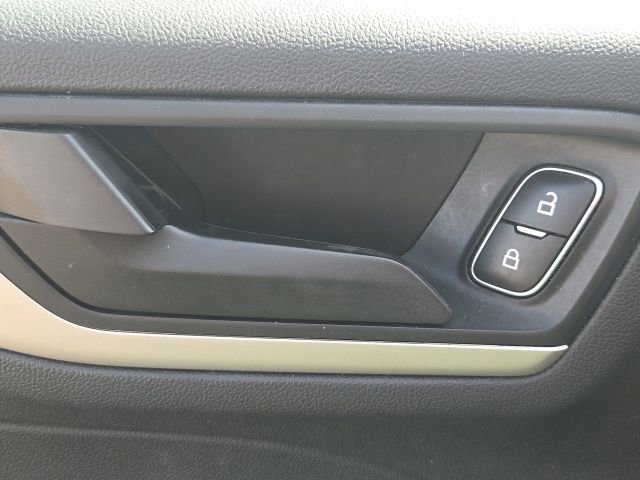Certified 2022 Ford Escape SE FWD image 17