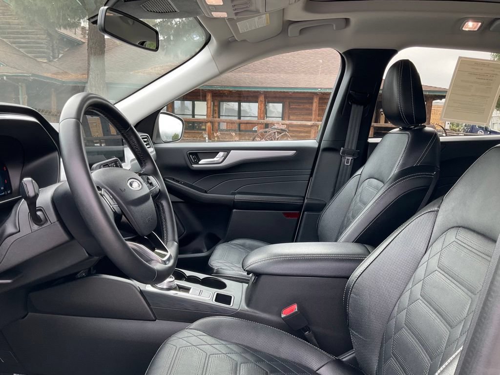 Certified 2024 Ford Escape SE w/ PHEV Premium Package FWD image 42