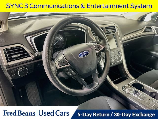 Certified 2020 Ford Fusion SE FWD image 12