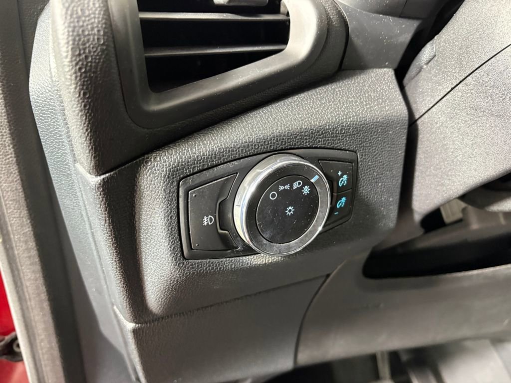 Certified 2018 Ford EcoSport SE image 15