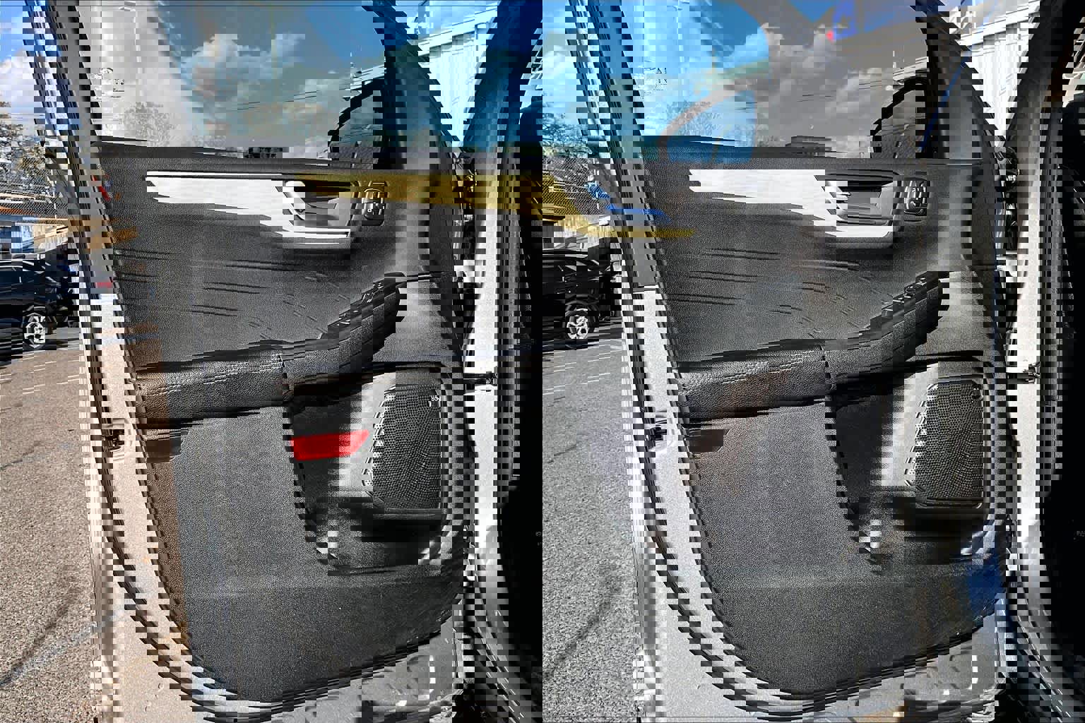 Certified 2022 Ford Escape Titanium w/ Titanium Elite Package image 24