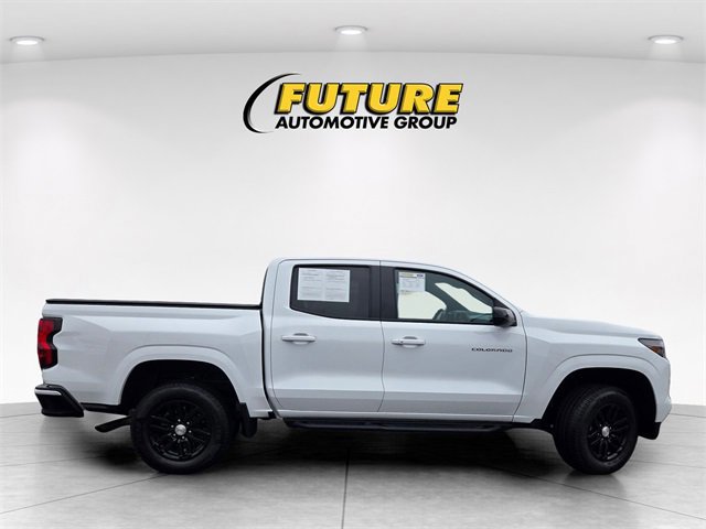 Used 2024 Chevrolet Colorado LT w/ LT Convenience Package image 2