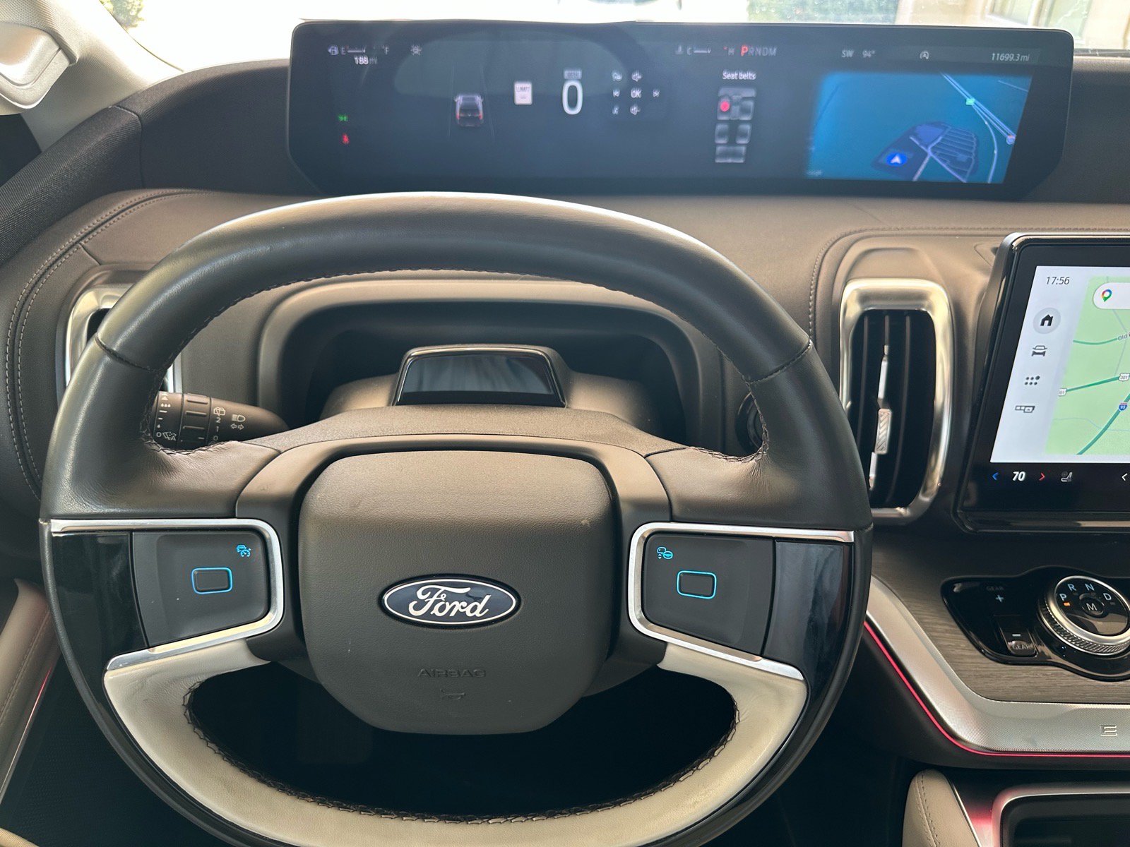 Certified 2025 Ford Expedition Max Platinum w/ Driver's Package AWD/4WD image 31