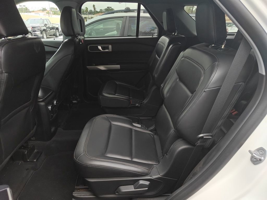 Certified 2021 Ford Explorer XLT image 15