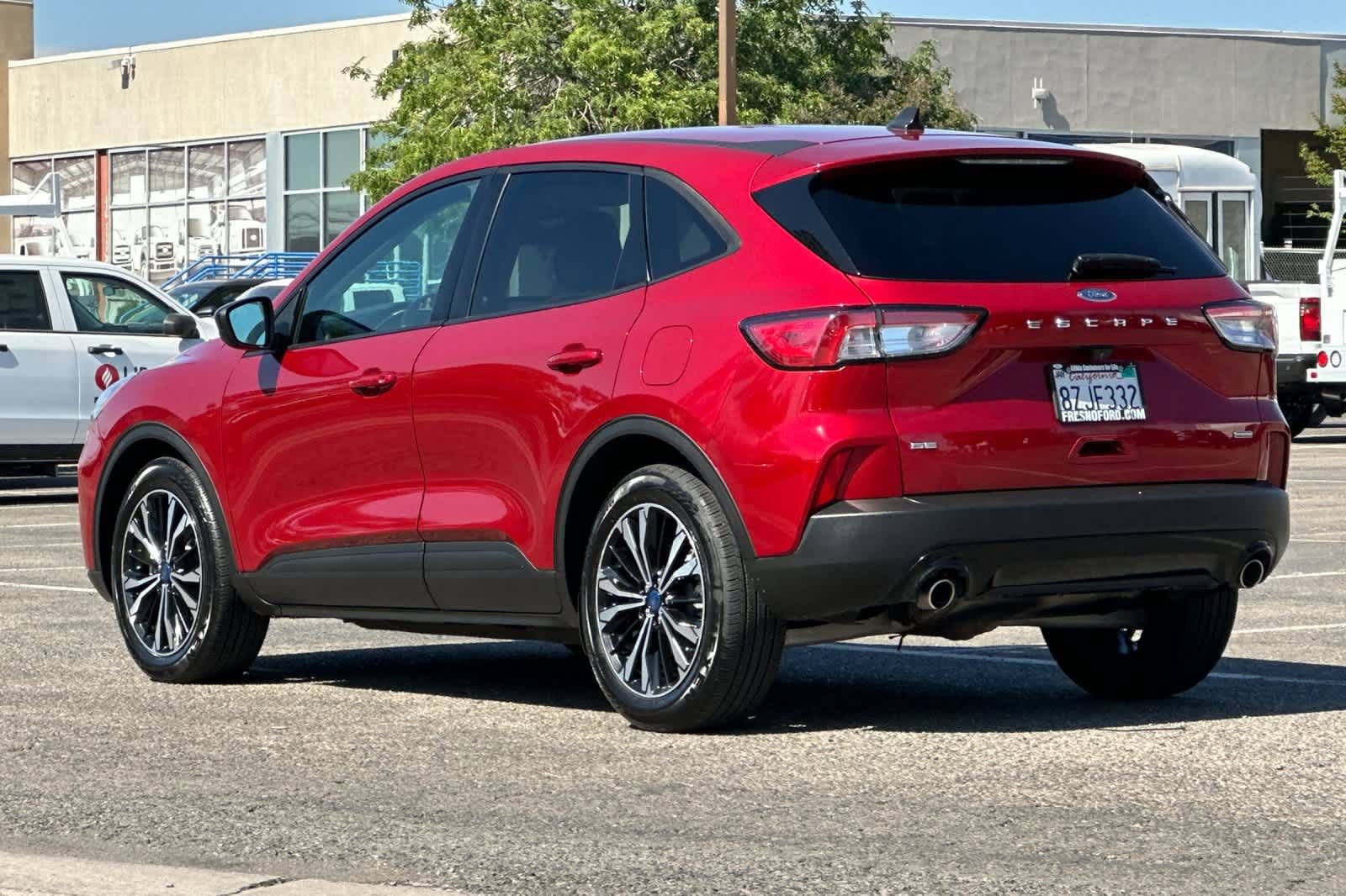 Certified 2021 Ford Escape SE w/ SE Sport Appearance Package FWD image 6