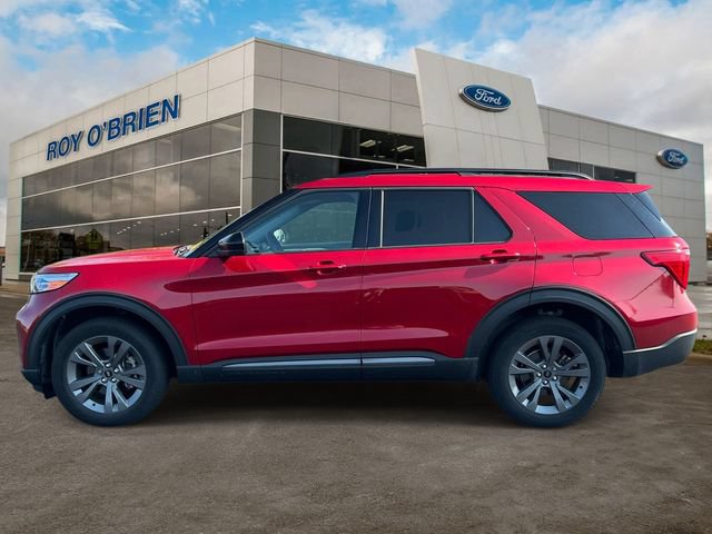 Certified 2023 Ford Explorer XLT w/ Equipment Group 202A AWD/4WD image 2