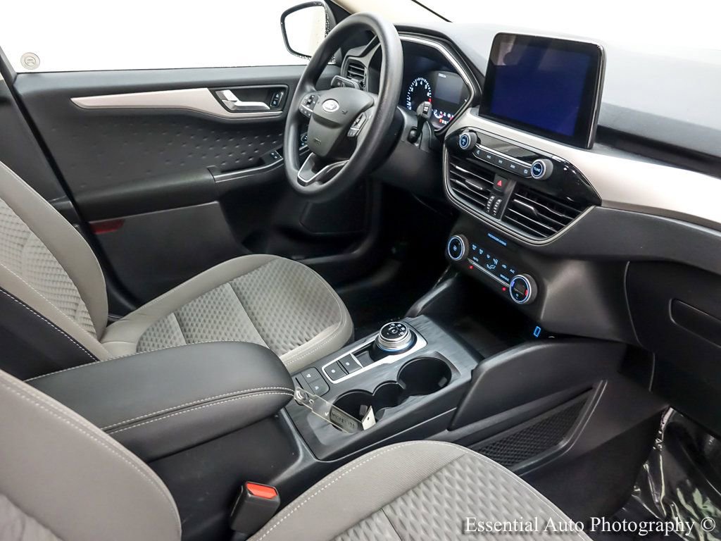 Certified 2020 Ford Escape SE FWD image 30