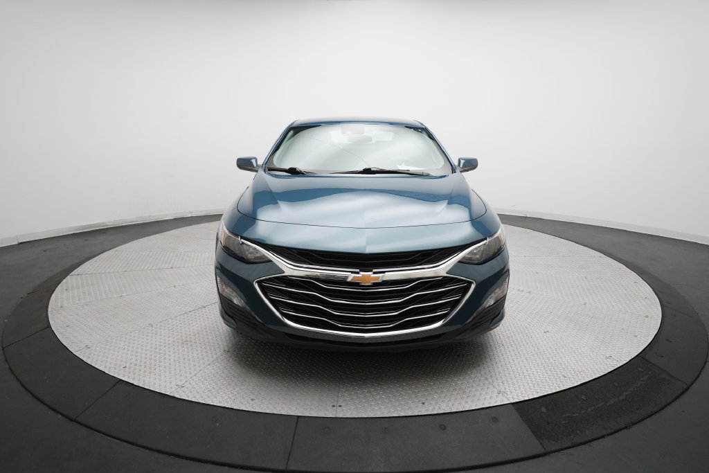 Used 2025 Chevrolet Malibu LT FWD image 11