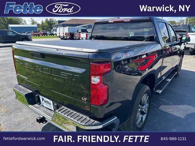 Used 2023 Chevrolet Silverado 1500 LT AWD/4WD image 10