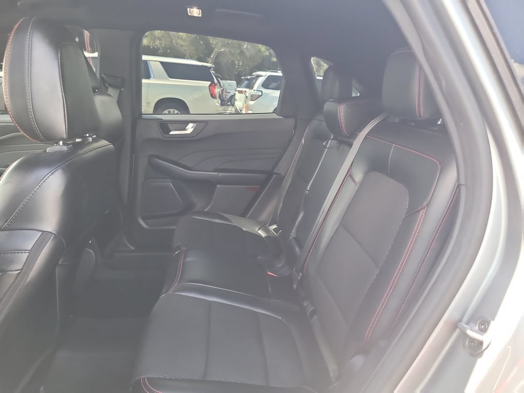 Certified 2024 Ford Escape ST-Line w/ Tech Pack #1 FWD image 11