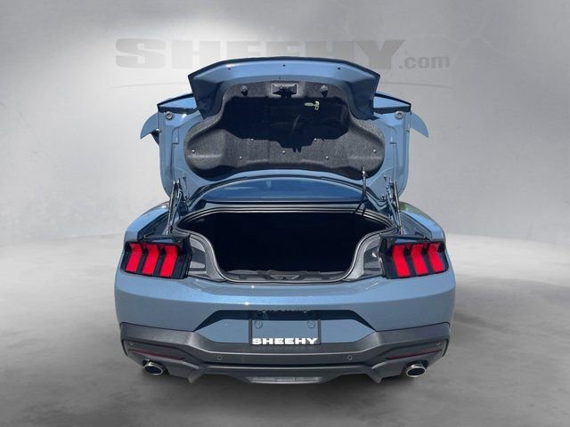 Certified 2025 Ford Mustang GT RWD image 8