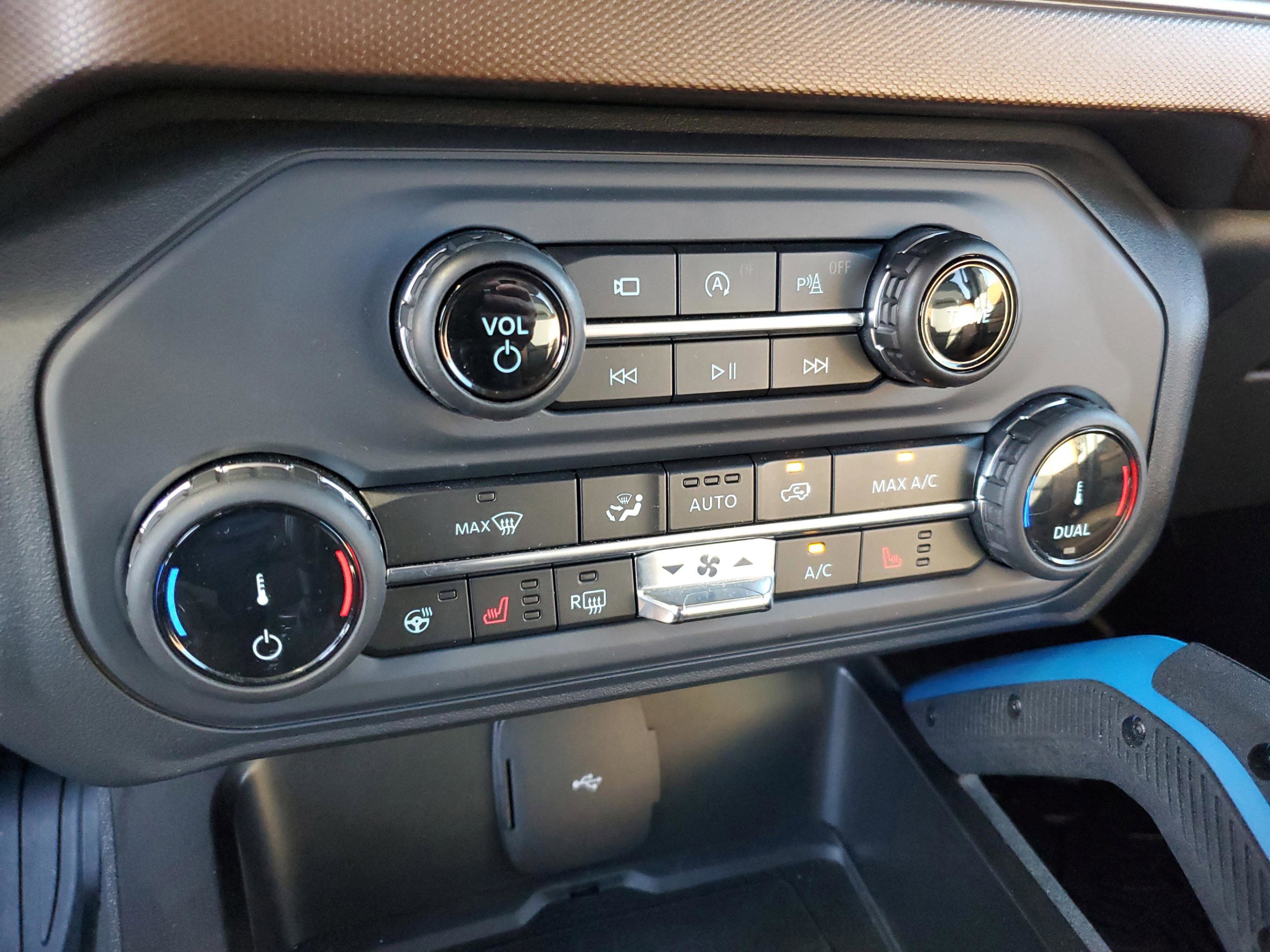 Certified 2022 Ford Bronco Outer Banks image 25