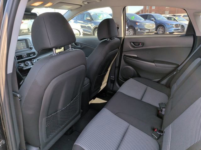 Used 2020 Hyundai Kona SEL w/ Cargo Package image 13